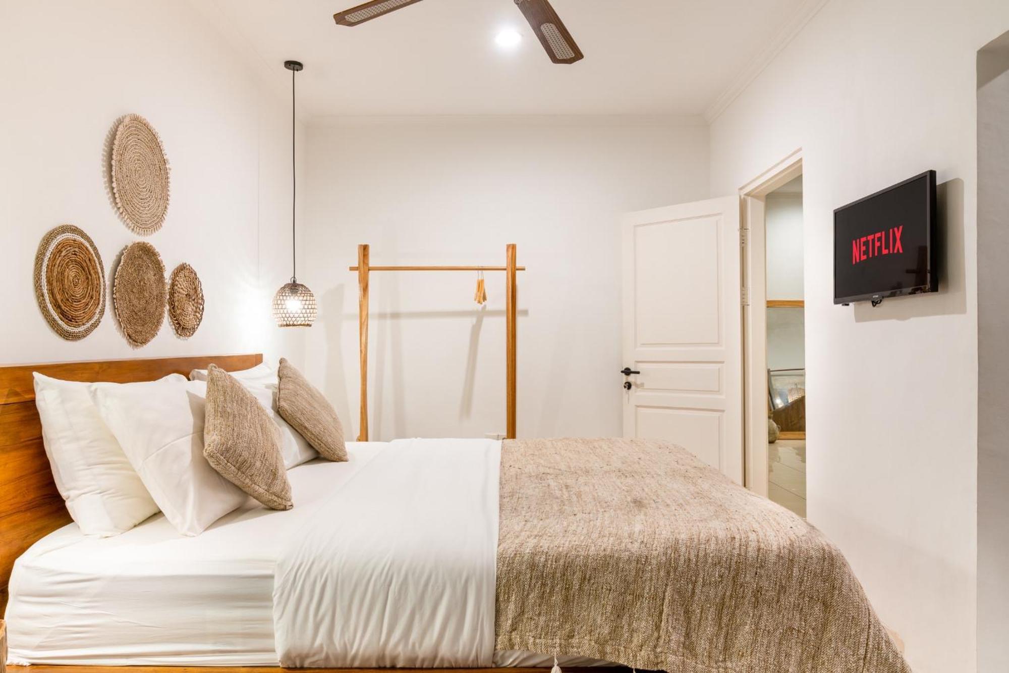 Casa De Lupe 5 Bedroom Villa In Kerobokan Seminyak  Ngoại thất bức ảnh