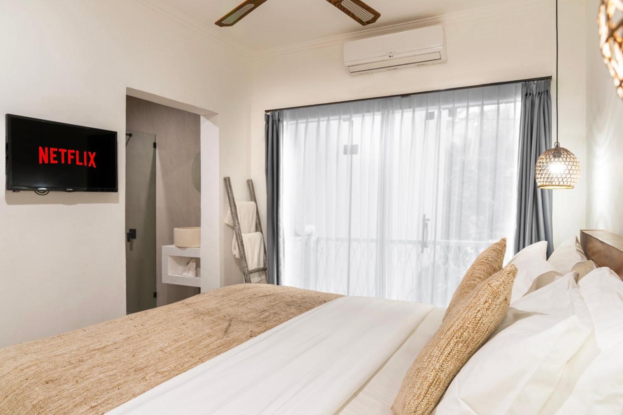 Casa De Lupe 5 Bedroom Villa In Kerobokan Seminyak  Ngoại thất bức ảnh
