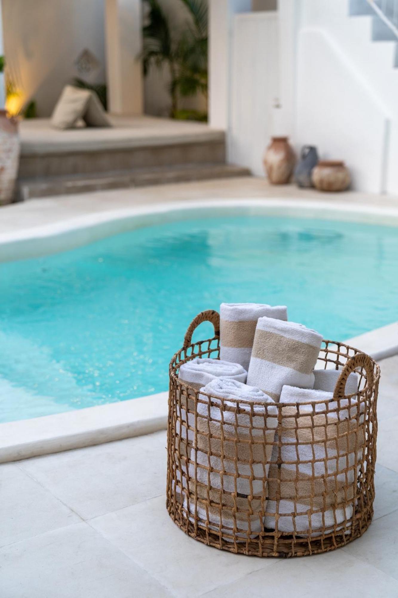 Casa De Lupe 5 Bedroom Villa In Kerobokan Seminyak  Ngoại thất bức ảnh